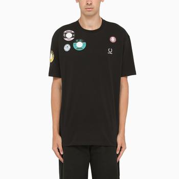 推荐Black cotton t-shirt with decorative patches商品
