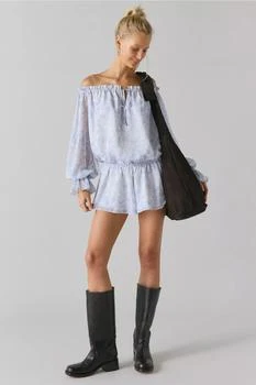 Kimchi Blue | Kimchi Blue Penelope Blouson Chiffon Off-The-Shoulder Romper,商家Urban Outfitters,价格¥177