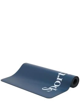 Sporty & Rich | Serif Logo Yoga Mat,商家LUISAVIAROMA,价格¥510
