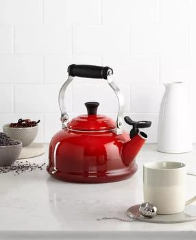 Le Creuset | 珐琅钢水壶 1.7夸脱,商家Macy's,价格¥860