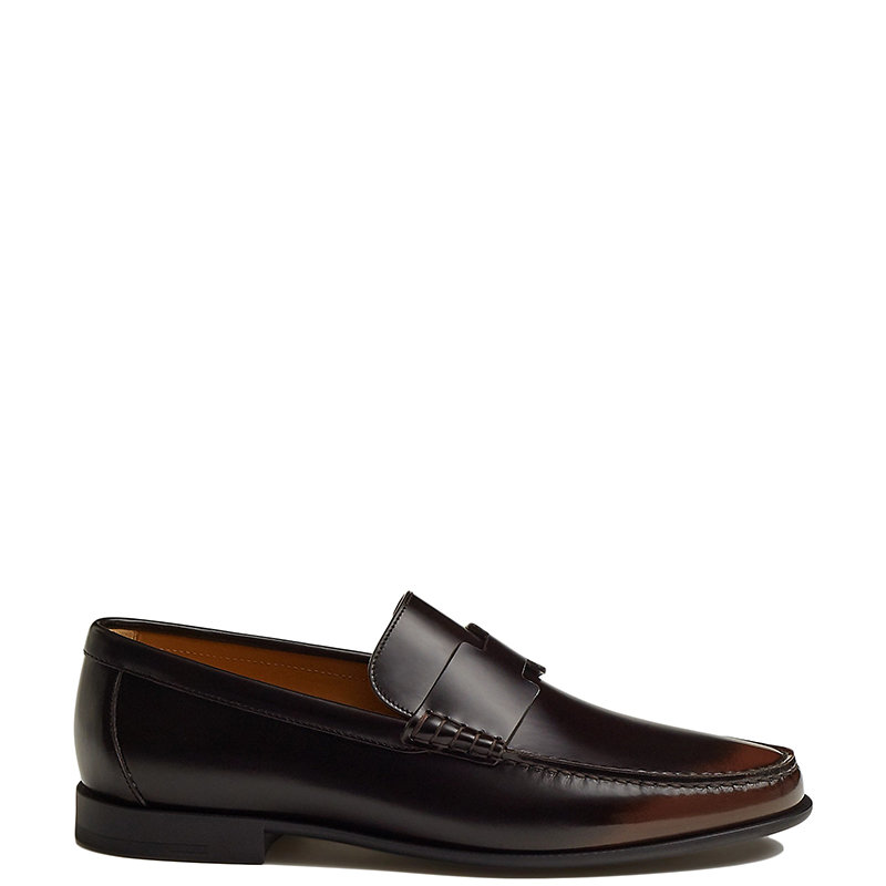 商品Hermes | 【预售3-7天】HERMES/爱马仕 22年秋冬新款 Duke系列 男士乌木棕色经典的拉绒小牛皮乐福鞋H222994ZAME400,商家IWCOCO,价格¥5294图片