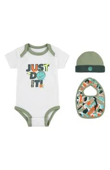 NIKE | Just Do It Bodysuit, Bib & Beanie Set,商家Nordstrom Rack,价格¥113