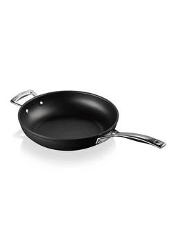 Le Creuset | Toughened non-stick deep frying pan 28cm,商家Harvey Nichols,价格¥1616