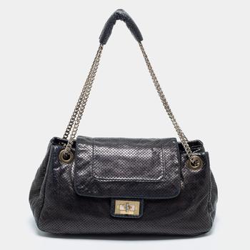 香奈儿122单肩包, [二手商品] Chanel | Chanel Black Perforated Leather Accordion Flap Shoulder Bag商品图片 9.4折