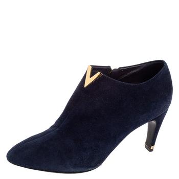 lv长筒靴, [二手商品] Louis Vuitton | Louis Vuitton Navy Blue Suede V Bahiana Booties Size 38商品图片 7.8折, 满1件减$100, 满减
