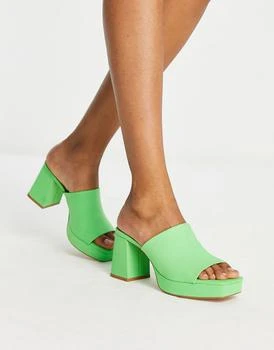 推荐Stradivarius chunky platform mule in green商品