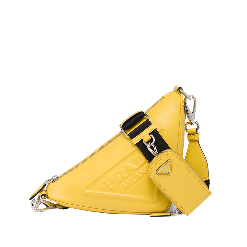 Prada | 【预售3-7天】PRADA/普拉达 22春夏新款 女士日光黄皮革徽标拉链移动小袋可调节三角斜挎包1BH190_2BYA_F0377_V_BRO商品图片,8折, 包邮包税