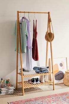商品Urban Outfitters | Levi Clothing Rack,商家Urban Outfitters,价格¥982图片