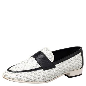 香奈儿鞋是什么牌子, [二手商品] Chanel | Chanel White/Black Woven Leather Slip On Loafers Size 38商品图片 5.8折, 满1件减$100, 满减