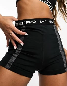 NIKE | Nike Pro Training Femme Dri-Fit high rise shorts in black,商家ASOS,价格¥389