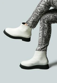 推荐PALTROW Zip-up White Ankle Boot商品
