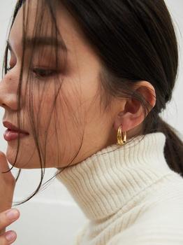 商品BAEK WOL | Double Hoop Earrings - Yellow Gold,商家W Concept,价格¥1074图片