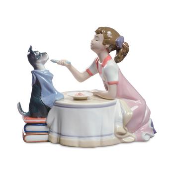 商品Lladró | Porcelain Tea Time Figurine,商家Macy's,价格¥4937图片
