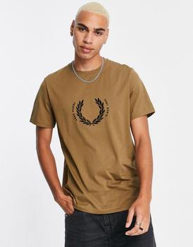 Fred Perry circle branding t-shirt in khaki product img