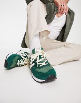推荐New Balance 574 premium trainers in green and off white商品