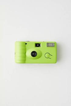 商品Urban Outfitters | Matte Disposable Camera,商家Urban Outfitters,价格¥210图片