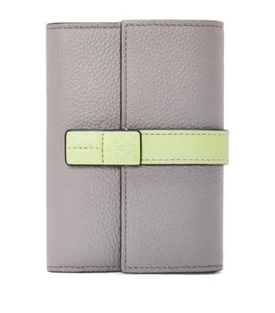 推荐Leather Anagram Vertical Wallet商品