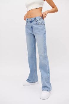 商品BDG '90s Mid-Rise Bootcut Jean,商家Urban Outfitters,价格¥174图片