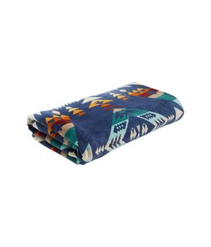 商品Pendleton | Oversized Jacquard Towel,商家Zappos,价格¥421图片