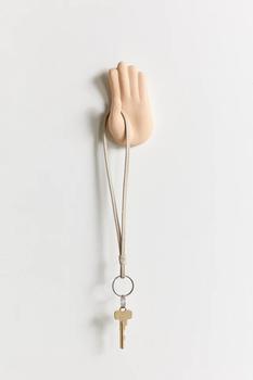 商品High Five Hand Hook,商家Urban Outfitters,价格¥56图片