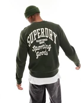 推荐Superdry athletic script flock sweat in Surplus Goods Olive Green商品