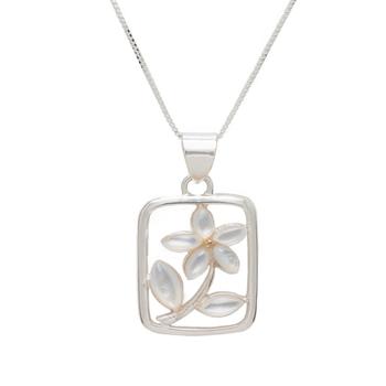 商品Mother of Pearl Flower 18" Pendant Necklace in Sterling Silver图片