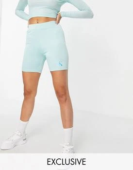推荐Calvin Klein Jeans Exclusive logo legging short co-ord in mint商品