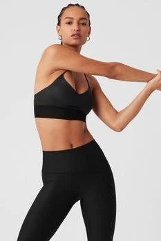 Alo | Lavish Bra - Gravel/Gravel Glossy,商家Alo yoga,价格¥326