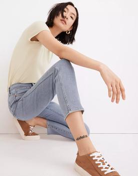 推荐Petite Mid-Rise Stovepipe Jeans in Abell Wash商品