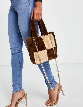 asos包, ASOS | ASOS DESIGN faux fur tote bag with chain in brown and beige patchwork商品图片 3.5折