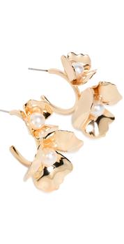 商品SHASHI 花朵圈式珍珠耳环图片