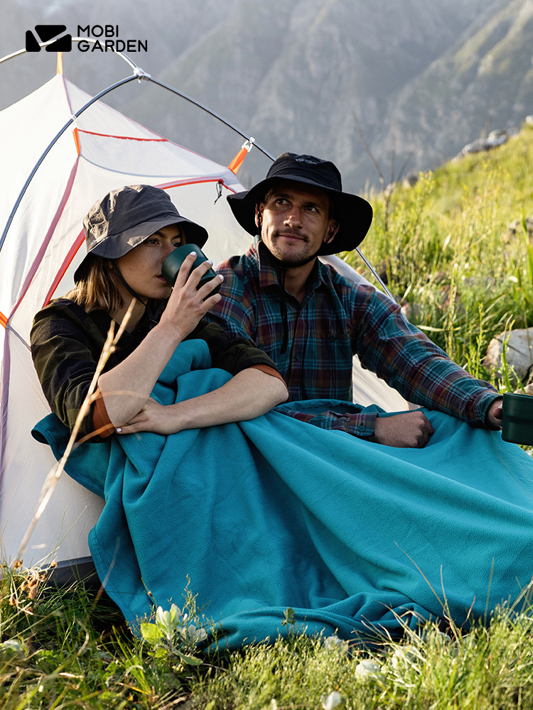 MobiGarden | 户外登山露营野营防寒保暖单人加厚摇粒绒含抓绒便携睡袋商品图片,5.1折, 包邮包税
