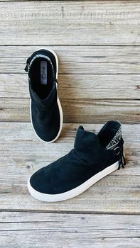 推荐Whisper Ankle Sneaker in Black商品