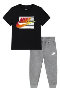 NIKE | Kids' Futura Block Short Sleeve Shirt & Joggers Set,商家Nordstrom Rack,价格¥91