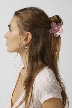 Out From Under | Out From Under Flower Claw Clip,商家Urban Outfitters,价格¥39