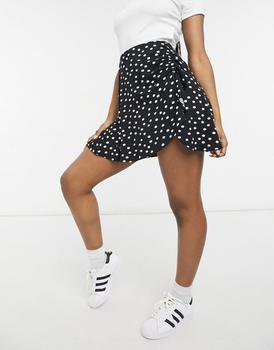 ASOS DESIGN mini skirt with ruched detail in mono spot print,价格$13.50