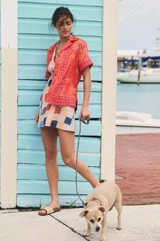 BDG | BDG Nash Satin Mirror Sequin Souvenir Short Sleeve Button-Down Shirt,商家Urban Outfitters,价格¥74