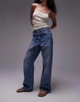 Topshop | Topshop mid rise loose fit straight jean in mid blue,商家ASOS,价格¥219