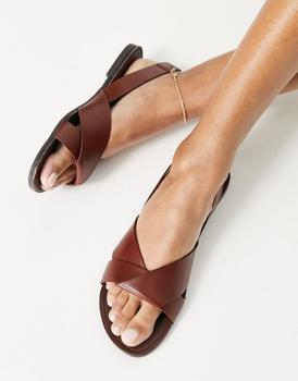 Vagabond | Vagabond Tia flat sandals in cognac leather商品图片,