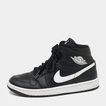 推荐Air Jordan x Nike Black/White Leather Air Jordan 1 Retro High Yin Yang Sneakers Size 38.5商品