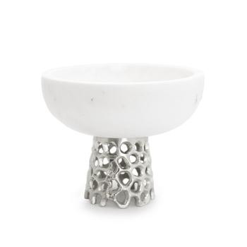 商品Classic Touch | Marble Bowl with Web Design Metal Base, 7" x 5.75",商家Macy's,价格¥1030图片
