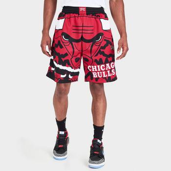 推荐Men's Mitchell & Ness Chicago Bulls NBA Jumbotron 2.0 All-Over Print Shorts商品