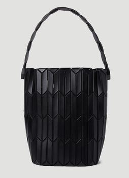 Issey Miyake | Matte Bucket Handbag in Black商品图片,