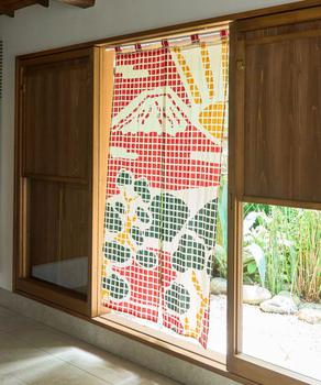 商品Mosaic Mt Fuji Noren Curtain,商家Ametsuchi,价格¥193图片