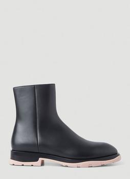 推荐Slim Tread Ankle Boots in Black商品