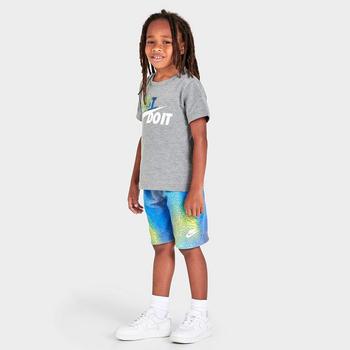 推荐Little Kids' Nike Sportswear Elevate T-Shirt and Shorts Set商品