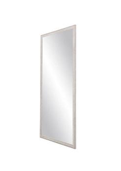 商品Home Indoor Decorative Farmhouse Gray and White Floor Mirror - 29.5" x 63.5",商家Belk,价格¥3231图片
