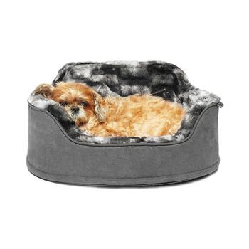 商品Precious Tails | Faux Fur Princess Pet Bed with Plush Bone Pillow,商家Macy's,价格¥630图片