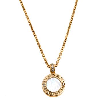 商品Bvlgari Bvlgari Diamond Mother of Pearl Onyx 18k Rose Gold Pendant Necklace,商家The Luxury Closet,价格¥15386图片