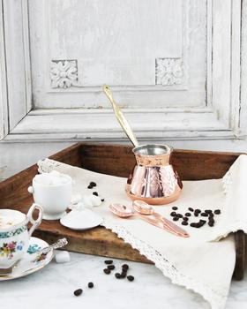商品Coppermill Kitchen | Vintage-Inspired Coffee Pot,商家Neiman Marcus,价格¥627图片